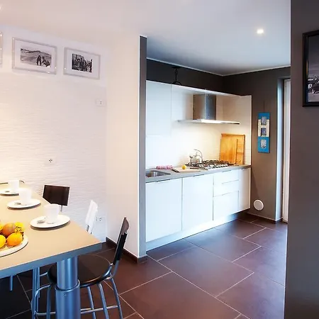 Apartment Colonno Sala Comacina
